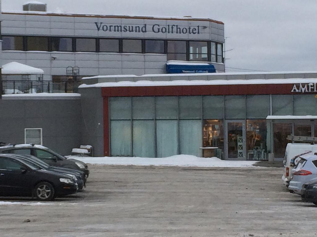 Vormsund Golf Hotell Bed Breakfast Zewnętrze zdjęcie